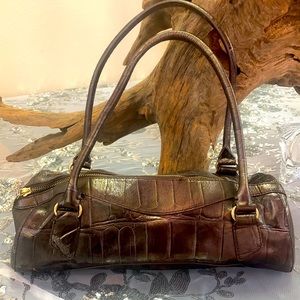BeautifuL Bronze MAXX New York handbag